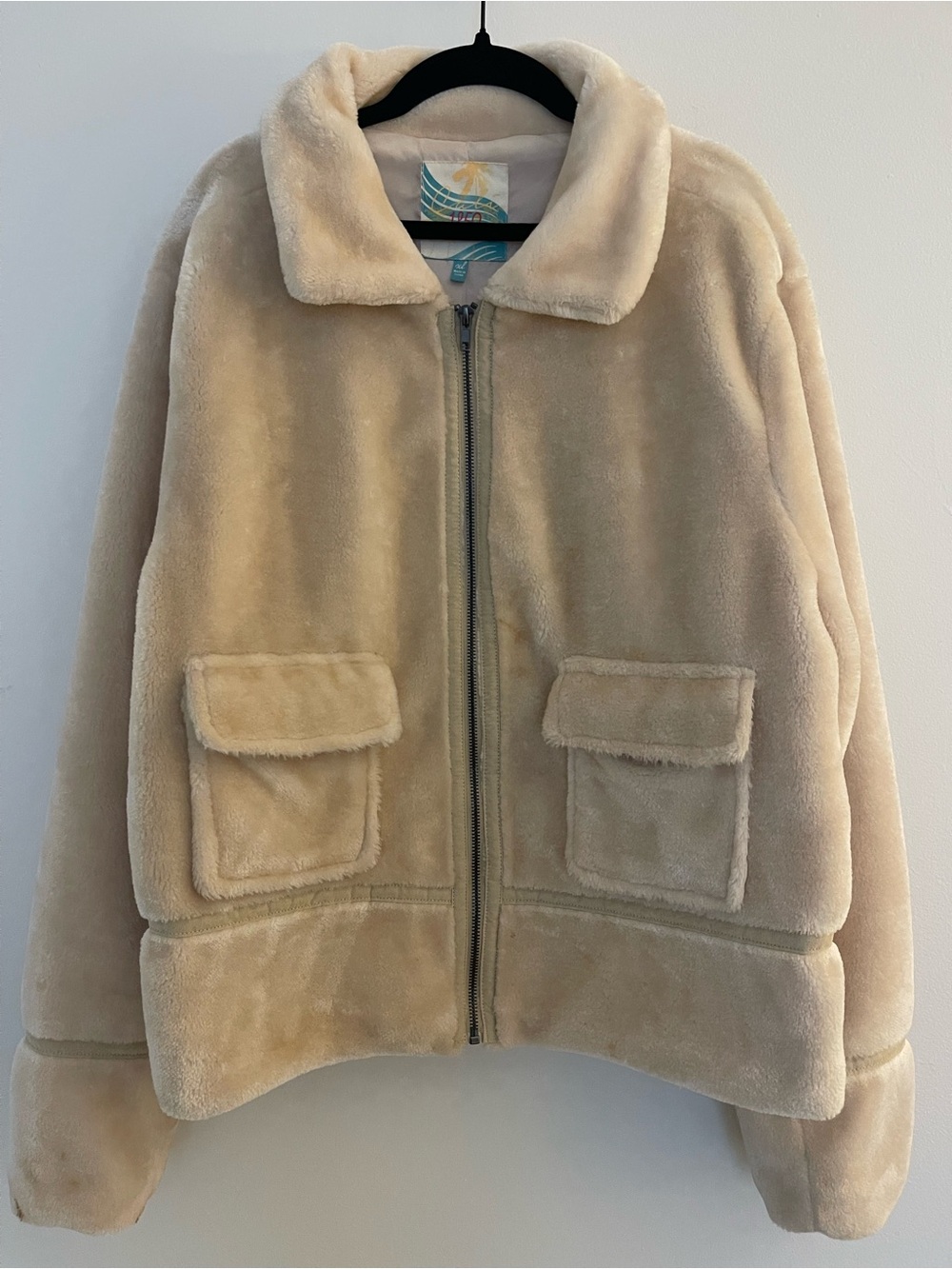 Cozy Plush Zip-Up Teddy Jacket in Cream